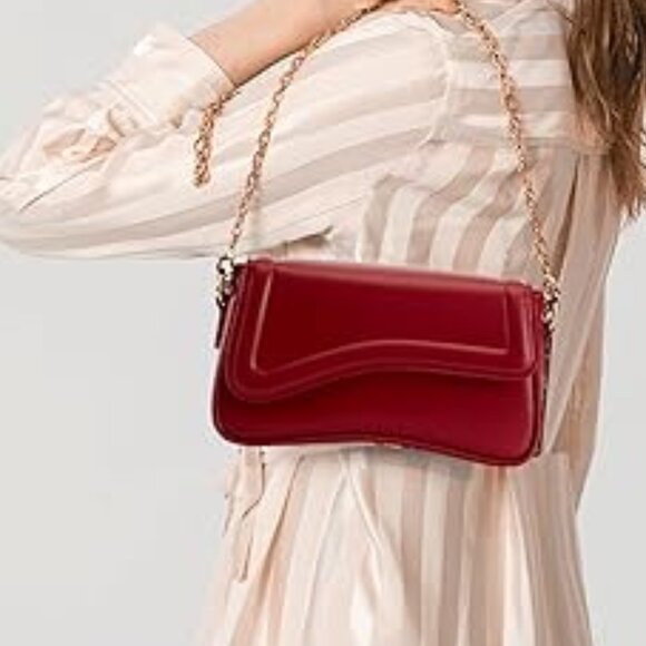 Neiman Marcus Red Wine PU leather Saddle Bag - Picture 2 of 3